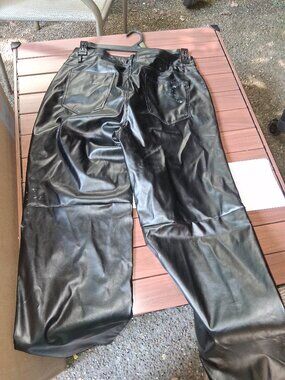 Vintage XL leather pants (28-30) waist